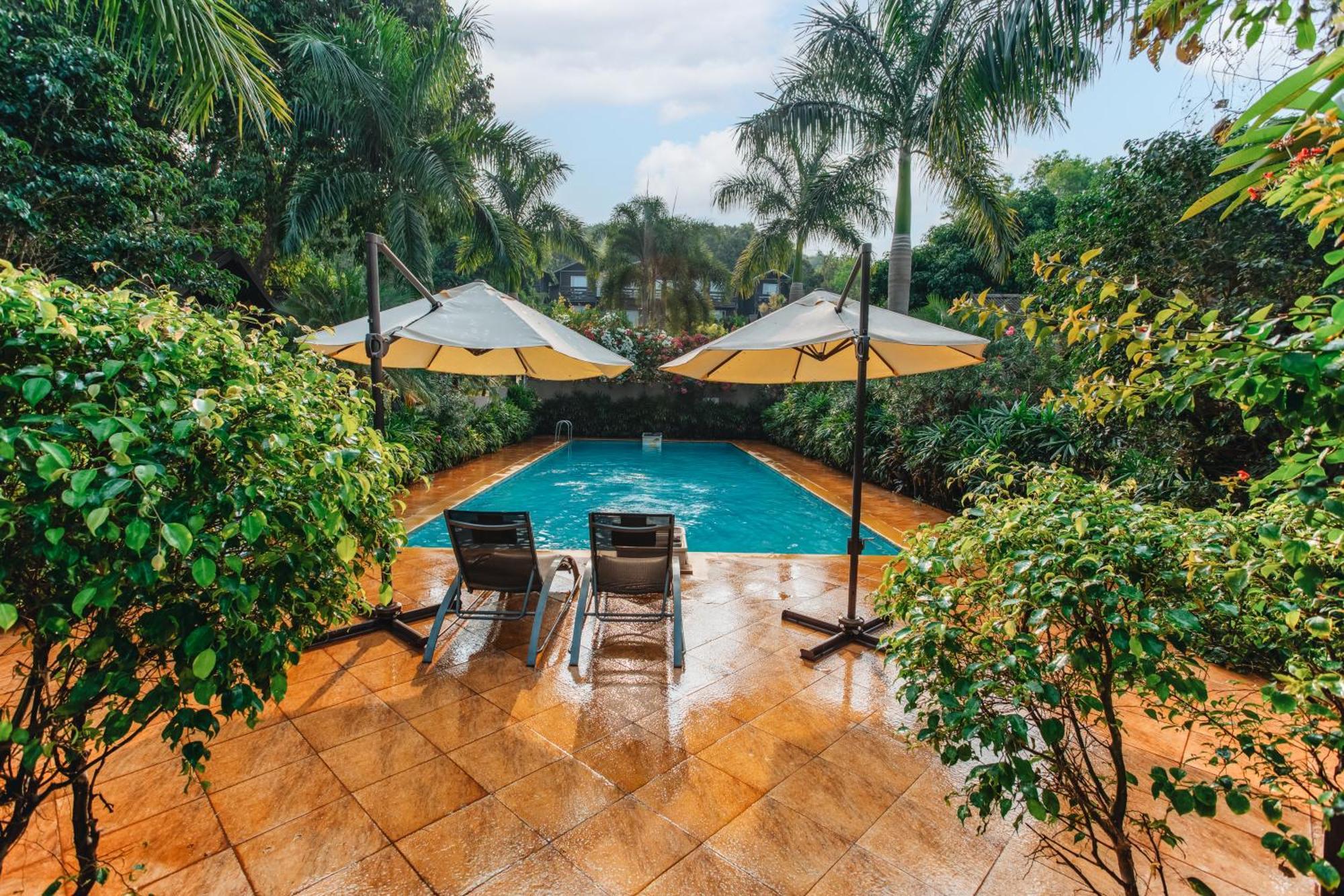 Stone Wood Resort, Mandrem Bagian luar foto